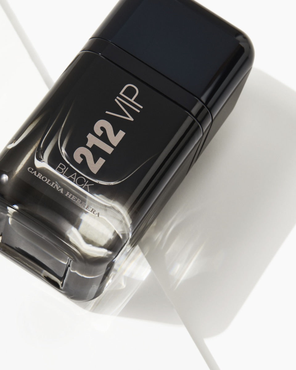 Carolina Herrera 212 VIP Black