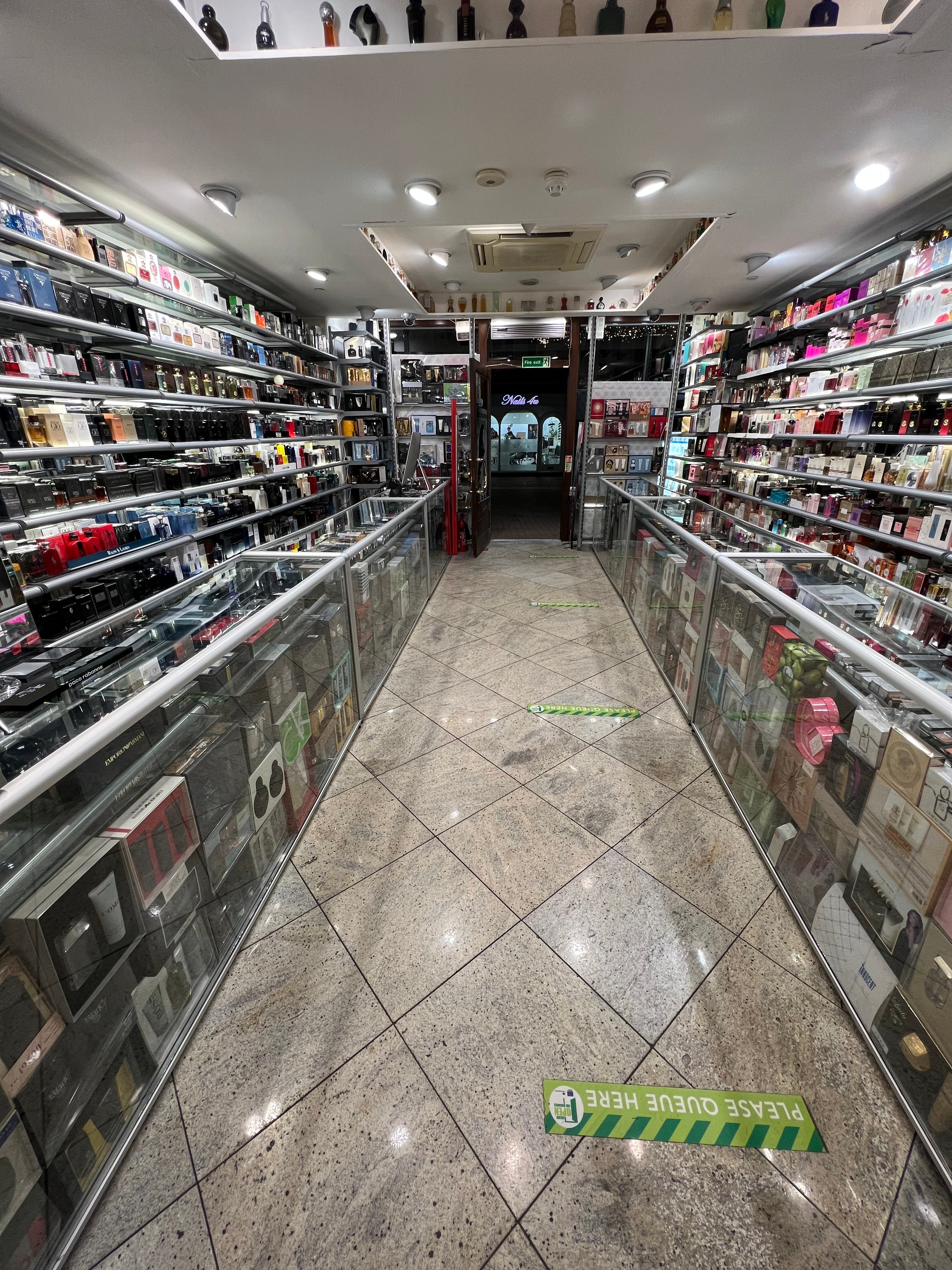 Anand Prive London a Perfumes Collection