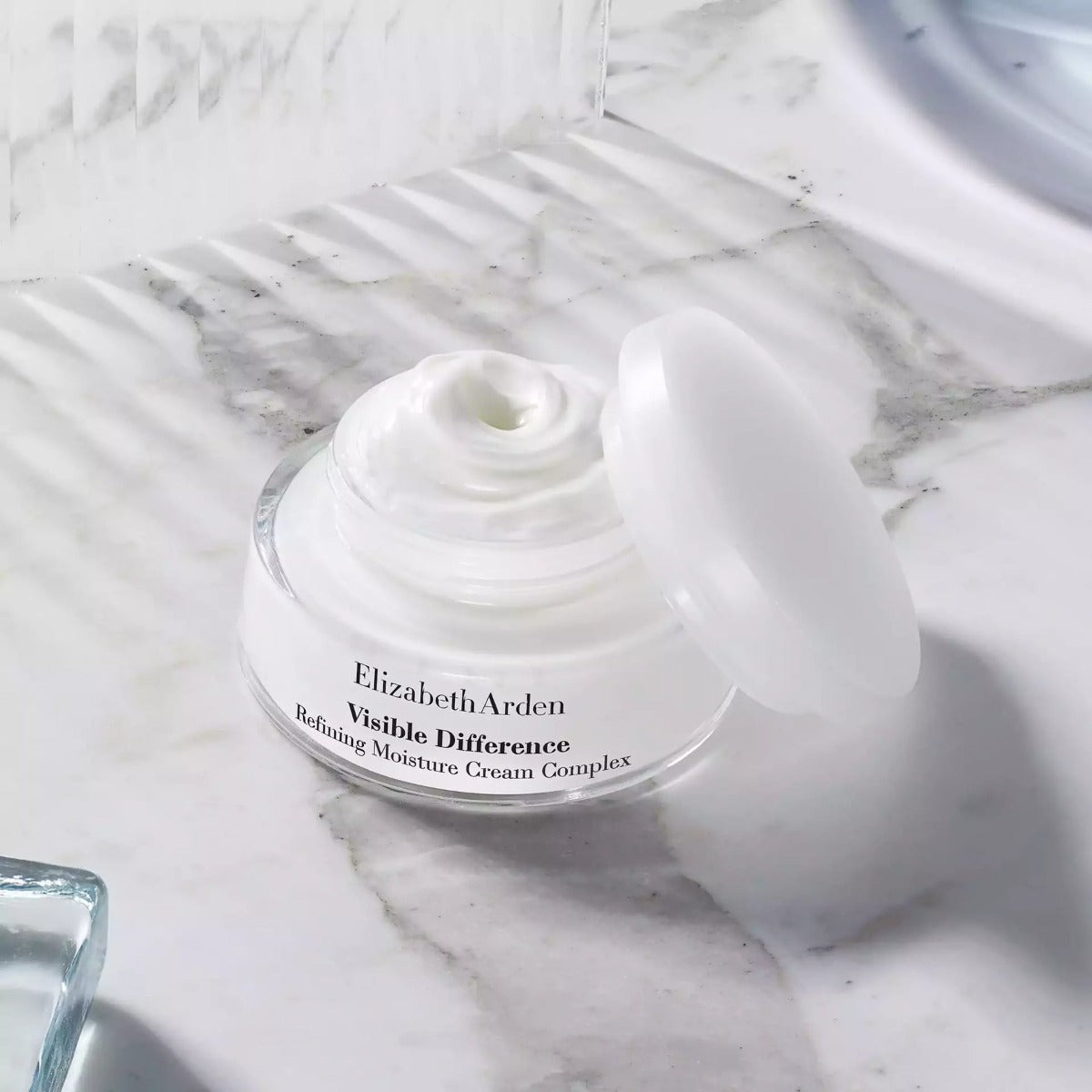 Elizabeth Arden Visible Difference Refining Moisture Cream Complex