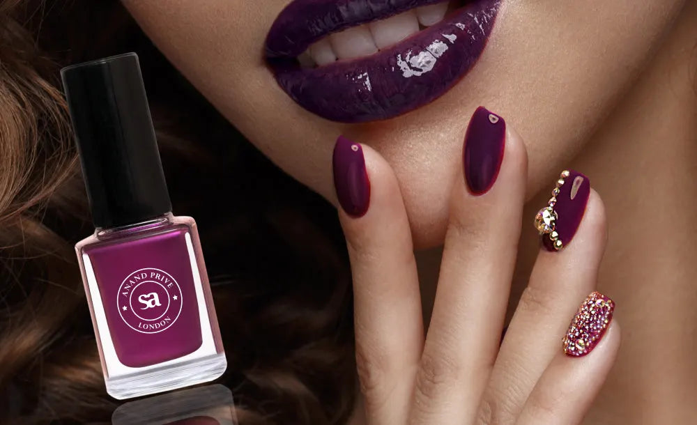 Purple Nail Varnish 01