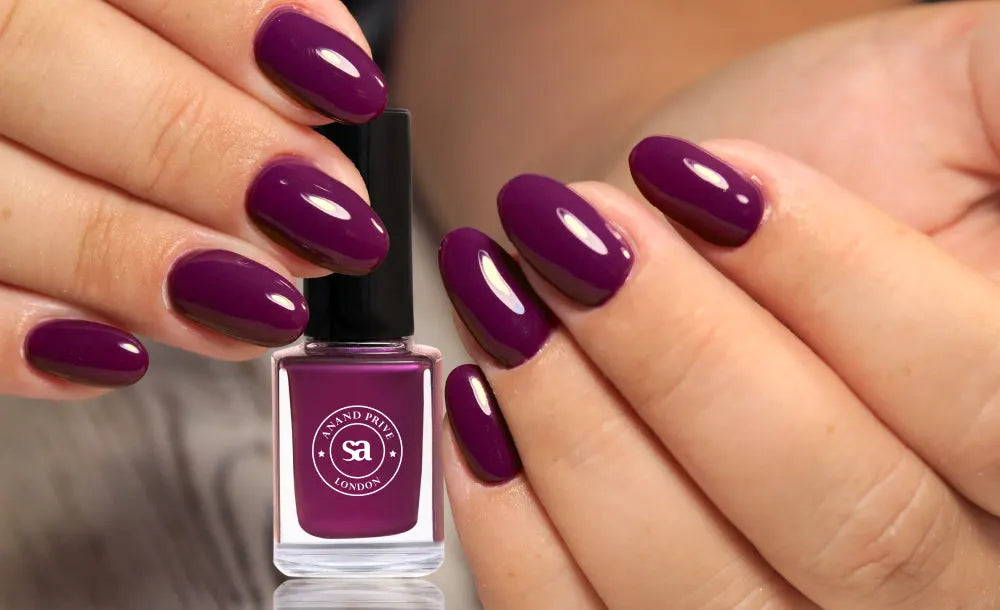 Purple Nail Varnish 02