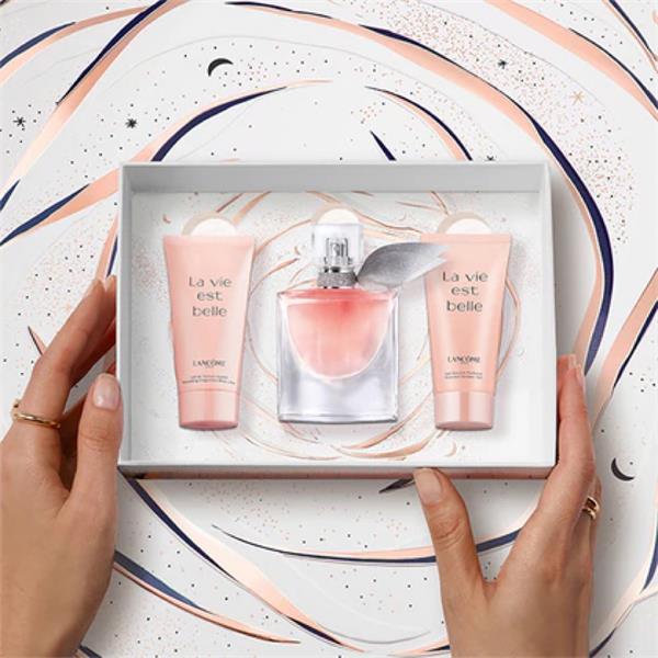 La Vie Est Belle Gift Set